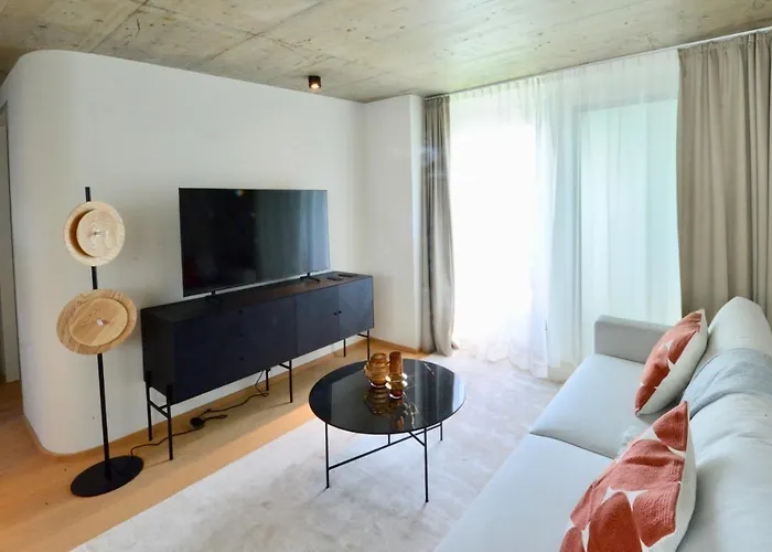 High End Attic Flat In The Centre Apartment